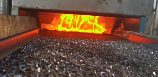 淬火爐網(wǎng)帶如何更換安裝?